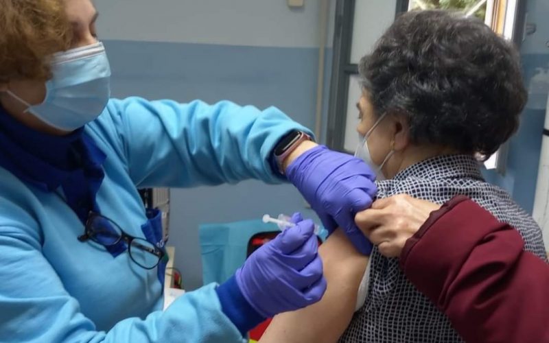 Andalucía acelera el ciclo de vacunación contra el Coronavirus