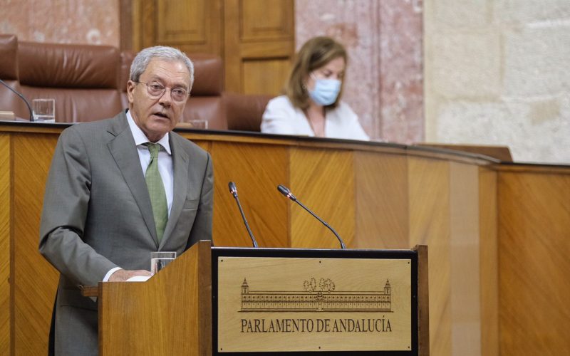 Andalucía aumentará de 1.000 a 3.000 euros la ayuda para comercios, hostelería y agencias de viajes