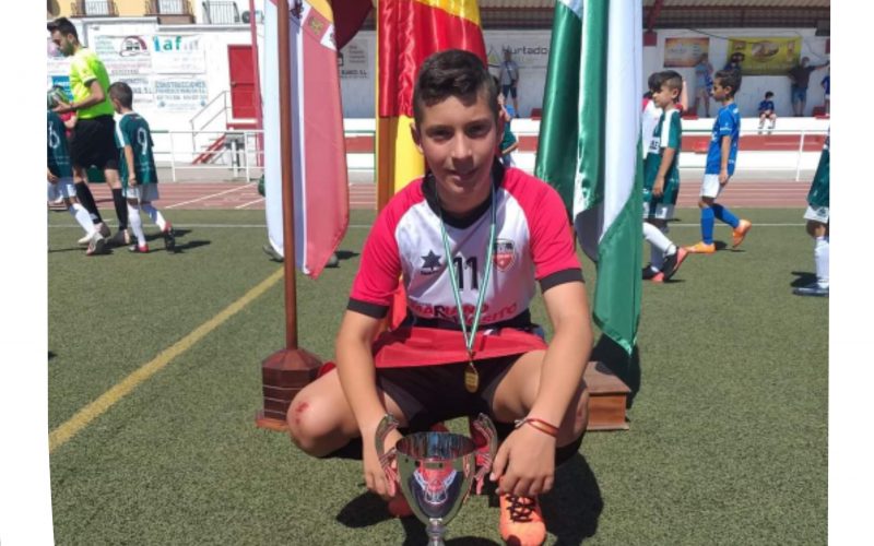 El joven galduriense Juan Antonio Vargas, fichado por el Granada CF en la categoría de infantil